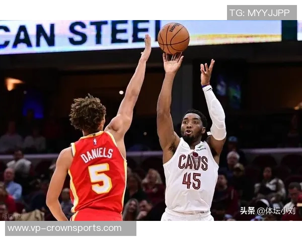 米切尔全场高效表现助力球队获胜砍下37分并贡献5篮板7助攻