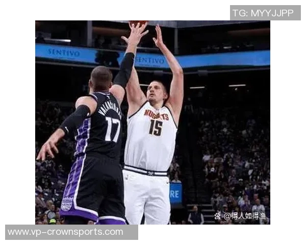 特纳状态低迷12投仅中3三分球表现惨淡仅得14分7篮板2助攻